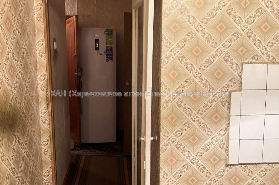 Продам квартиру, Тракторостроителей просп. , 92А , 2  ком., 44 м², советский ремонт 