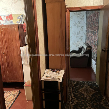 Продам квартиру, Тракторостроителей просп. , 92А , 2  ком., 44 м², советский ремонт 