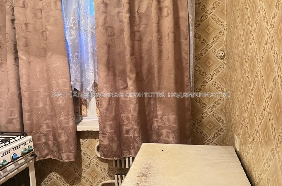 Продам квартиру, Тракторостроителей просп. , 92А , 2  ком., 44 м², советский ремонт 