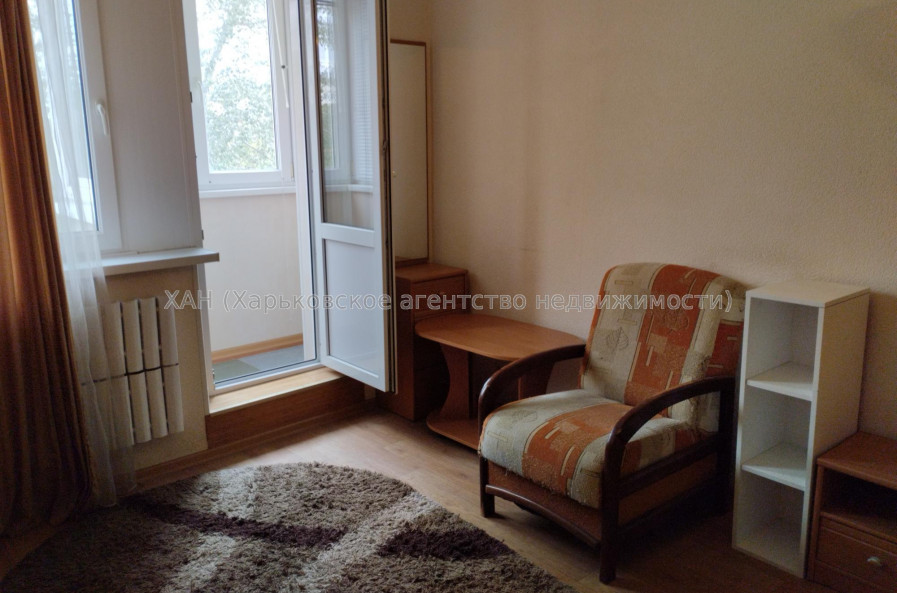 Продам квартиру, Людвига Свободы просп. , 24 , 1 кім., 27 м², капитальный ремонт 