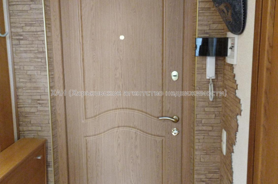 Продам квартиру, Людвига Свободы просп. , 24 , 1 кім., 27 м², капитальный ремонт 