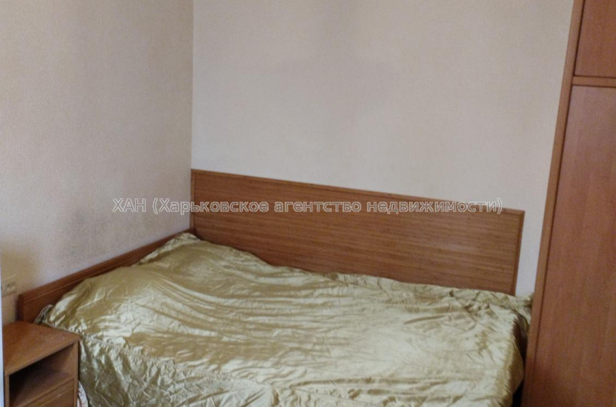 Продам квартиру, Людвига Свободы просп. , 24 , 1 кім., 27 м², капитальный ремонт 