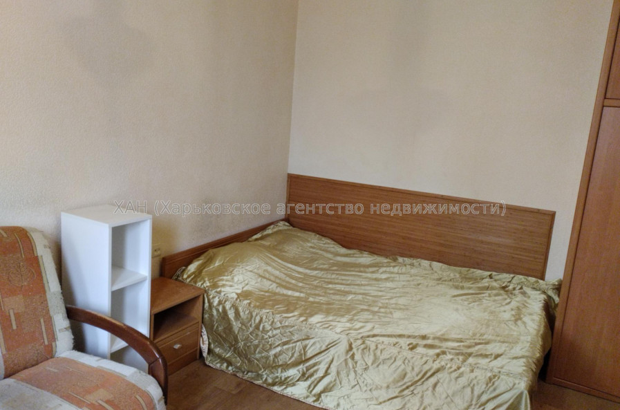 Продам квартиру, Людвига Свободы просп. , 24 , 1 кім., 27 м², капитальный ремонт 
