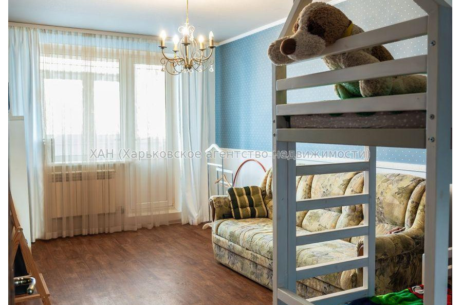 Продам квартиру, Большая Кольцевая ул. , 3  ком., 65.40 м², евроремонт 