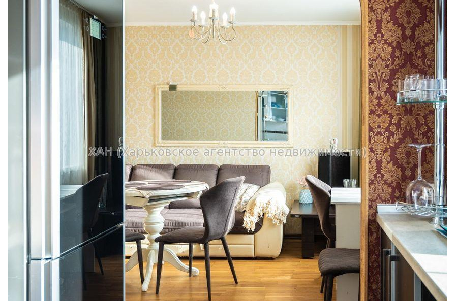 Продам квартиру, Большая Кольцевая ул. , 3  ком., 65.40 м², евроремонт 