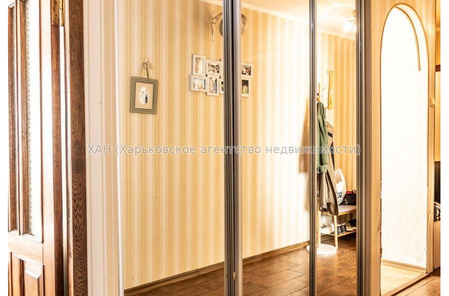 Продам квартиру, Большая Кольцевая ул. , 3  ком., 65.40 м², евроремонт 