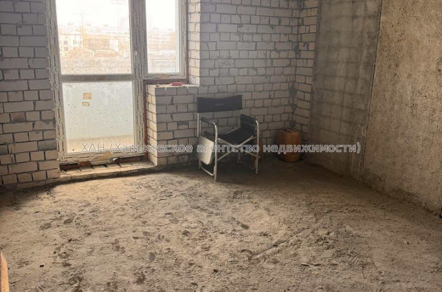 Продам квартиру, Лисаветинская ул. , 1 кім., 53 м², без внутренних работ 