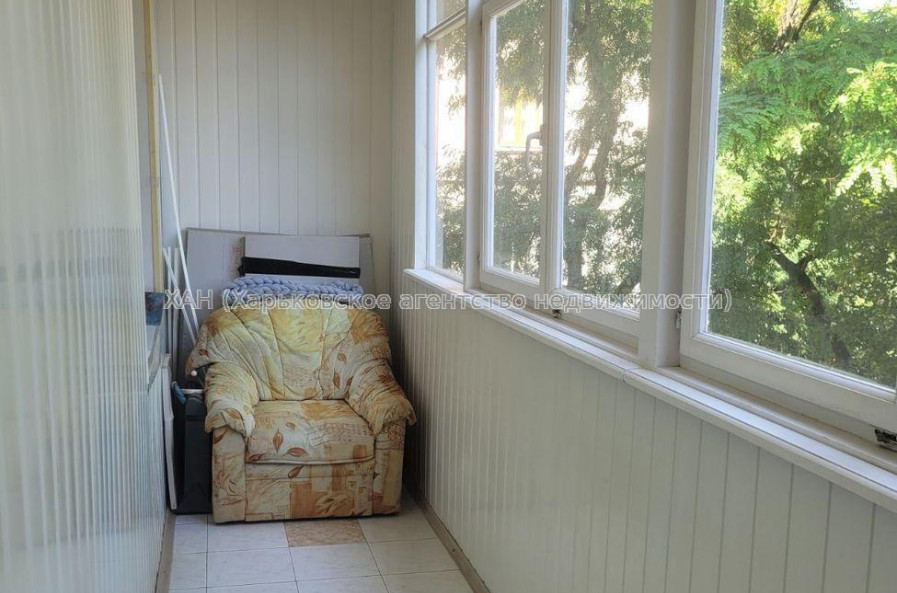 Продам квартиру, Григория Сковороды ул. , 2 кім., 50 м², евроремонт 