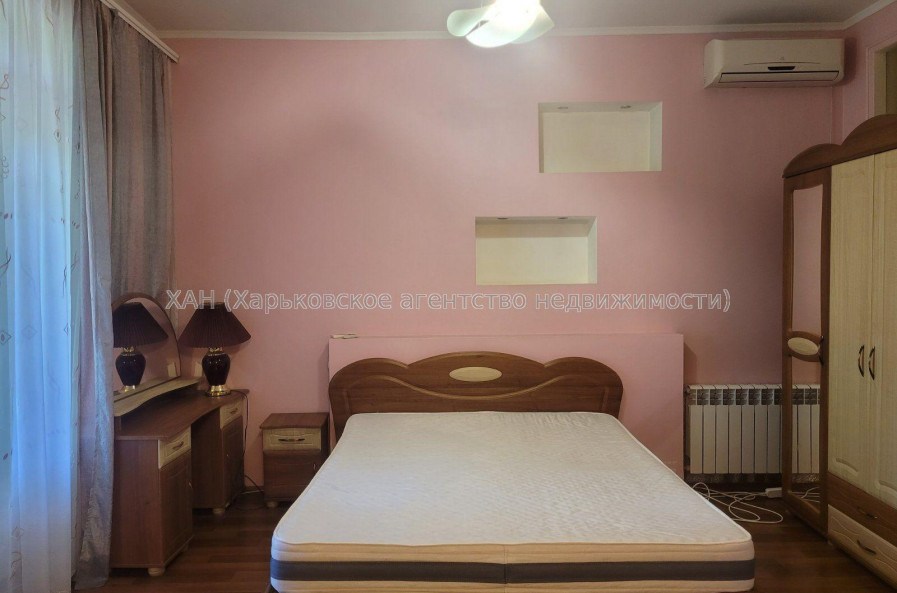 Продам квартиру, Григория Сковороды ул. , 2 кім., 50 м², евроремонт 
