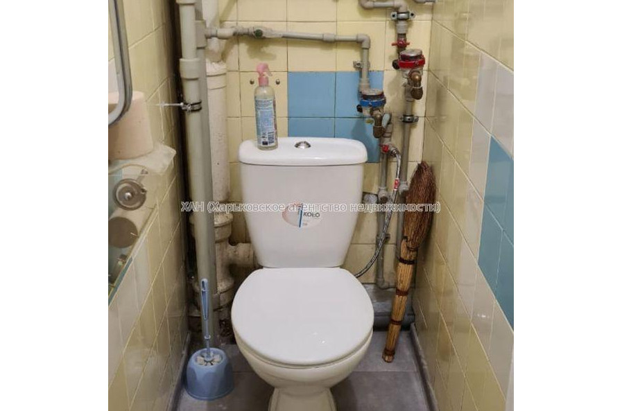 Продам квартиру, Бучмы ул. , 3  ком., 73 м², частичный ремонт 