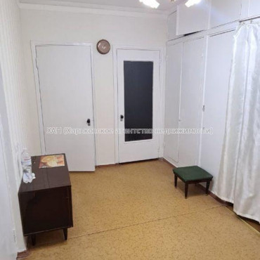 Продам квартиру, Бучмы ул. , 3 кім., 73 м², частичный ремонт 