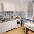 Продам квартиру, Бучмы ул. , 3  ком., 73 м², частичный ремонт 