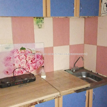 Продам квартиру, Текстильная ул. , 1 кім., 15 м², косметический ремонт 