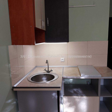 Продам квартиру, Большая Панасовская ул. , 1 кім., 18.60 м², косметический ремонт 