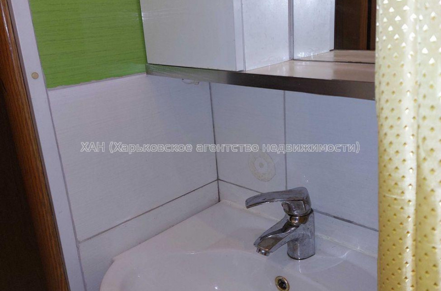 Продам квартиру, Большая Панасовская ул. , 1 кім., 18.60 м², косметический ремонт 