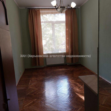 Продам квартиру, Большая Панасовская ул. , 1 кім., 18.60 м², косметический ремонт 