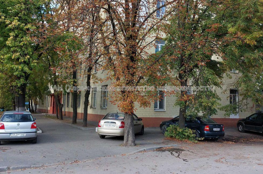 Продам квартиру, Большая Панасовская ул. , 1 кім., 18.60 м², косметический ремонт 