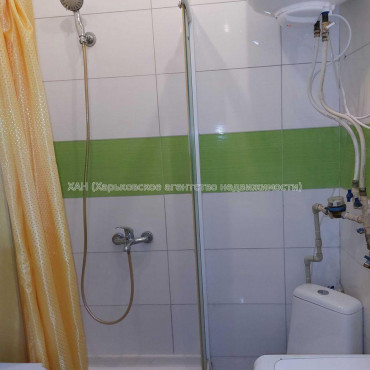 Продам квартиру, Большая Панасовская ул. , 1 кім., 18.60 м², косметический ремонт 