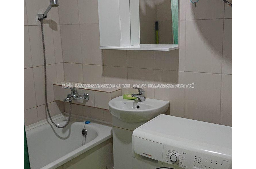 Сдам квартиру, Георгия Тарасенко ул. , 1  ком., 35 м², капитальный ремонт 
