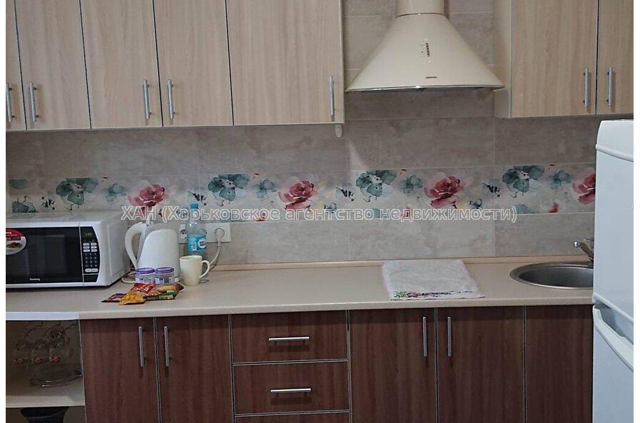Сдам квартиру, Георгия Тарасенко ул. , 1  ком., 35 м², капитальный ремонт 