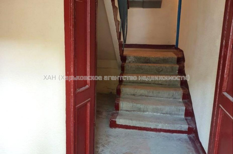 Продам квартиру, Харьковских Дивизий ул. , 1 кім., 21 м², косметический ремонт 
