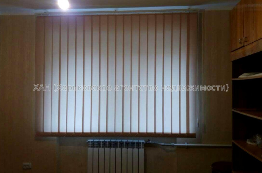 Продам квартиру, Харьковских Дивизий ул. , 1 кім., 21 м², косметический ремонт 