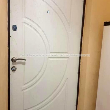 Продам квартиру, Харьковских Дивизий ул. , 1  ком., 21 м², косметический ремонт 