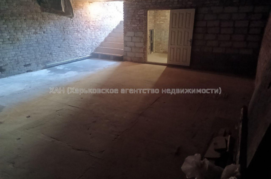 Сдам нежилую недвижимость, помещение свободного назначения , 2  ком., 230 м², без ремонта 