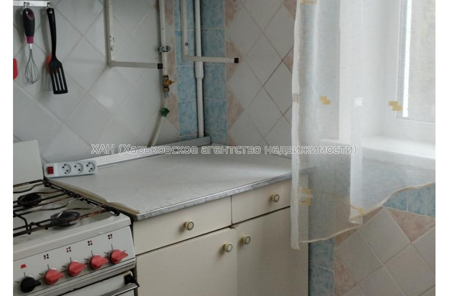 Сдам квартиру, Соборности Украины ул. , 2  ком., 44 м², косметический ремонт 