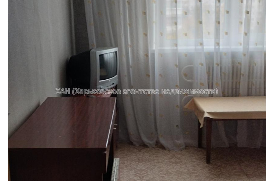 Сдам квартиру, Соборности Украины ул. , 2  ком., 44 м², косметический ремонт 