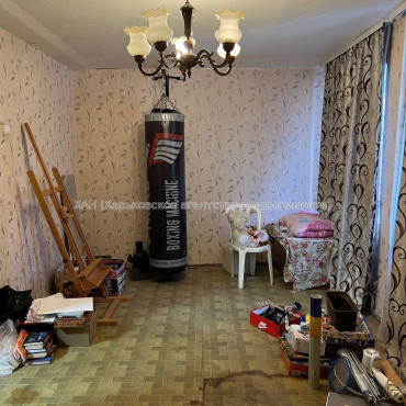 Продам квартиру, Аскольдовская ул. , 2  ком., 41.40 м², без ремонта 