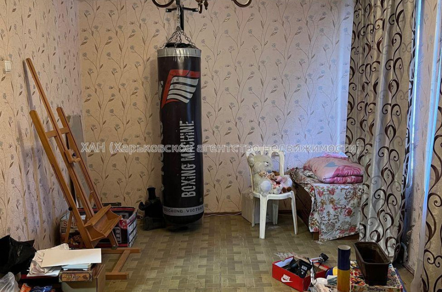 Продам квартиру, Аскольдовская ул. , 2 кім., 41.40 м², без ремонта 