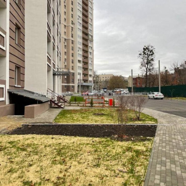 Продам квартиру, Героев Харькова просп. , 1  ком., 48.10 м², без внутренних работ 