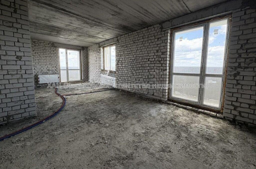 Продам квартиру, Героев Харькова просп. , 1 кім., 48.10 м², без внутренних работ 