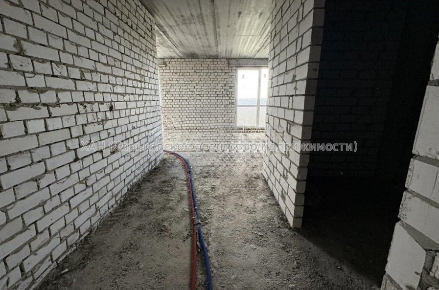 Продам квартиру, Героев Харькова просп. , 1 кім., 48.10 м², без внутренних работ 