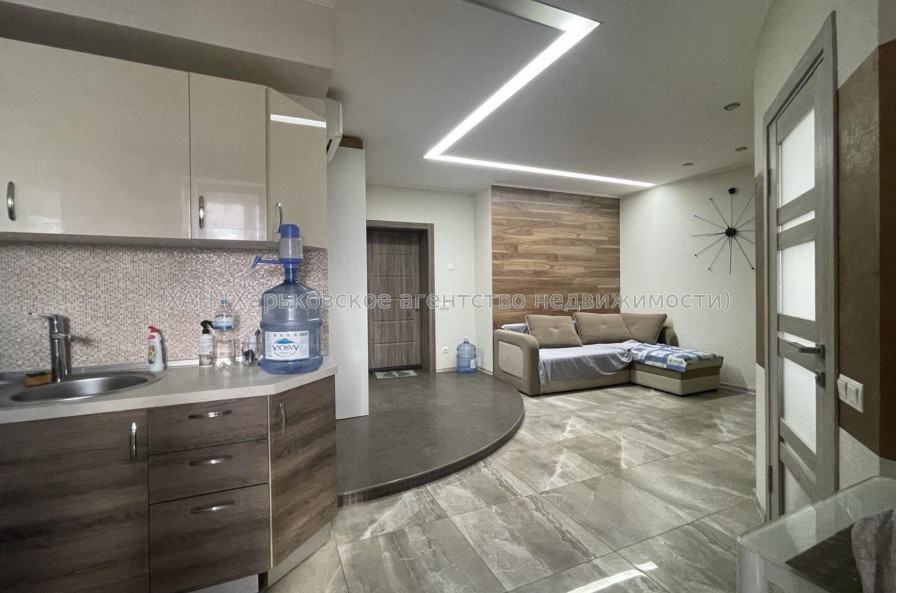 Продам квартиру, Победы просп. , 2  ком., 41.10 м², авторский дизайн 