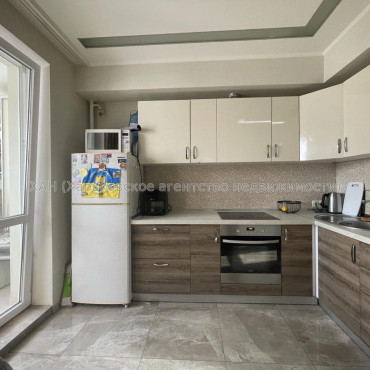 Продам квартиру, Победы просп. , 2  ком., 41.10 м², авторский дизайн 