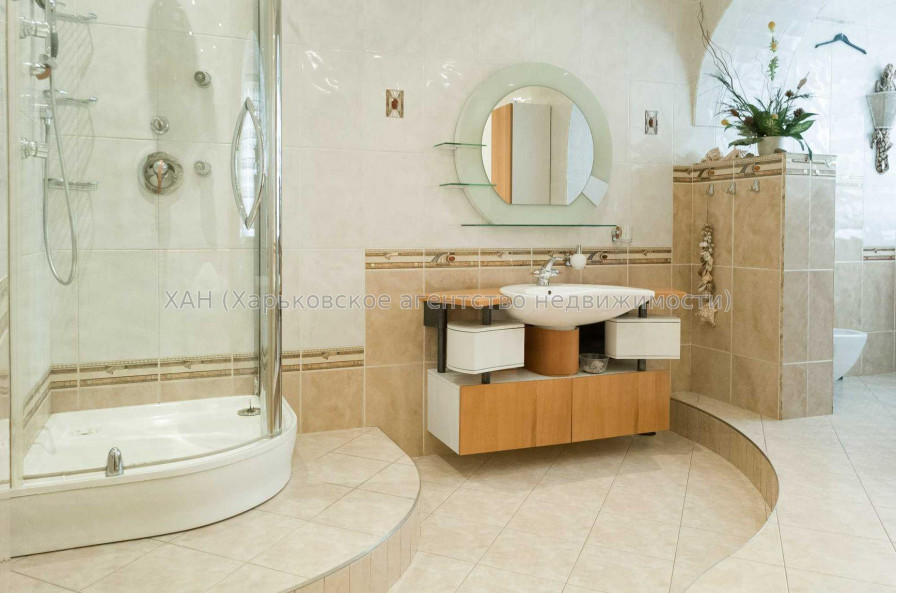 Сдам квартиру, Багалия ул. , 4  ком., 153 м², авторский дизайн 