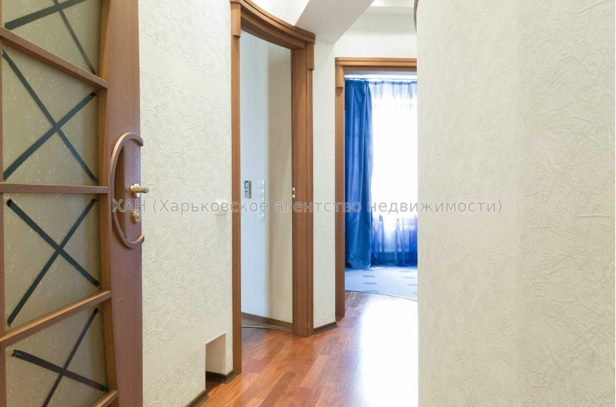 Сдам квартиру, Багалия ул. , 4  ком., 153 м², авторский дизайн 