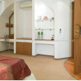 Сдам квартиру, Багалия ул. , 4  ком., 153 м², авторский дизайн 