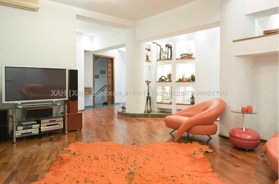 Сдам квартиру, Багалия ул. , 4  ком., 153 м², авторский дизайн 