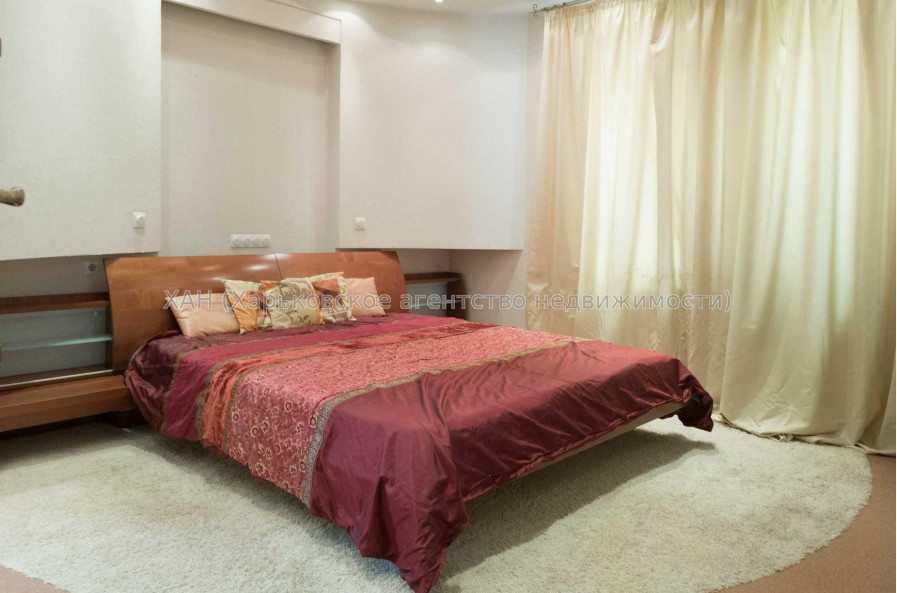 Сдам квартиру, Багалия ул. , 4  ком., 153 м², авторский дизайн 