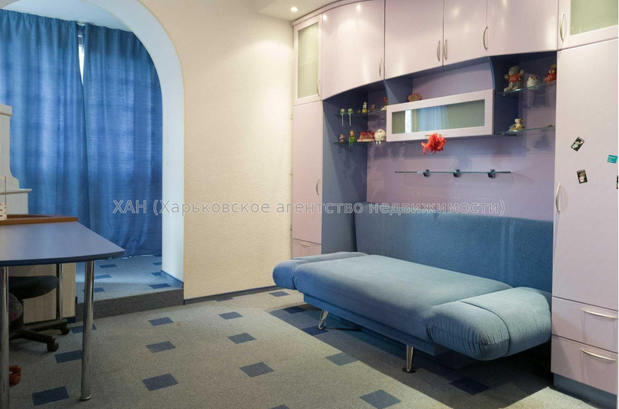 Сдам квартиру, Багалия ул. , 4  ком., 153 м², авторский дизайн 