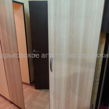 Продам квартиру, Колонная ул. , 3 кім., 54 м², капитальный ремонт 