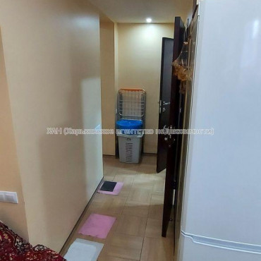 Продам квартиру, Колонная ул. , 3 кім., 54 м², капитальный ремонт 