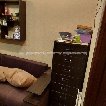 Продам квартиру, Колонная ул. , 3 кім., 54 м², капитальный ремонт 