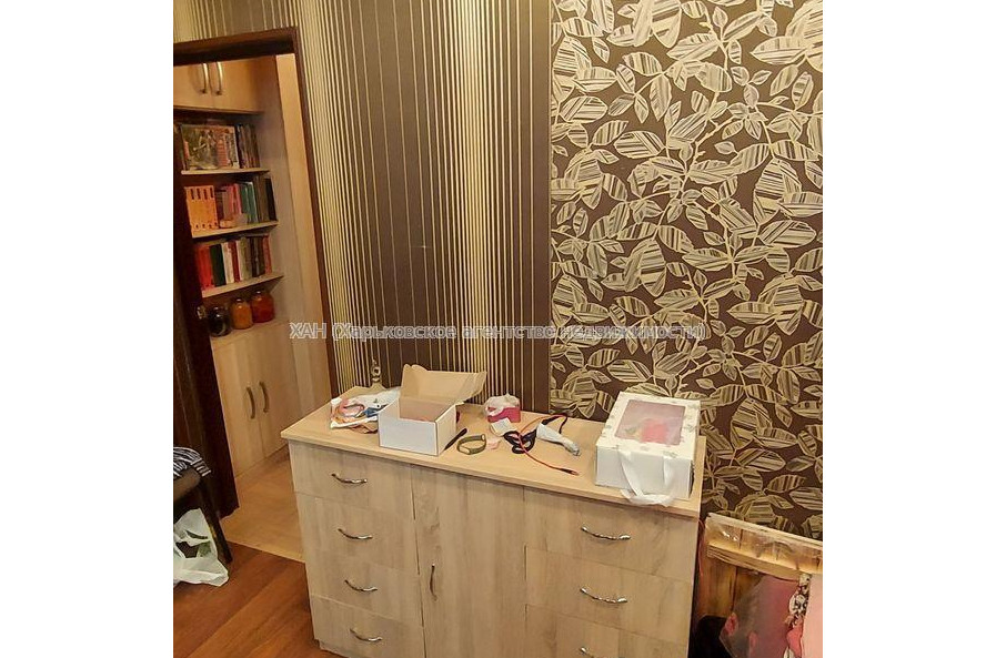 Продам квартиру, Колонная ул. , 3  ком., 54 м², капитальный ремонт 