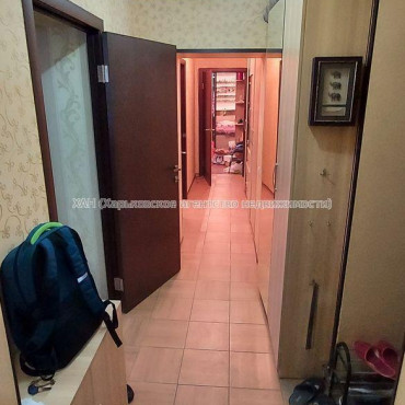 Продам квартиру, Колонная ул. , 3 кім., 54 м², капитальный ремонт 