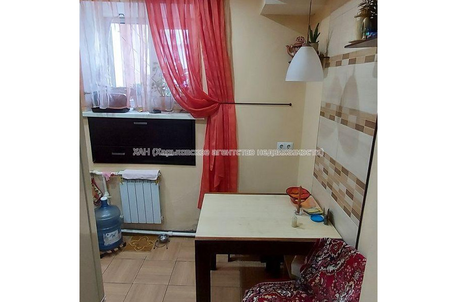 Продам квартиру, Колонная ул. , 3  ком., 54 м², капитальный ремонт 