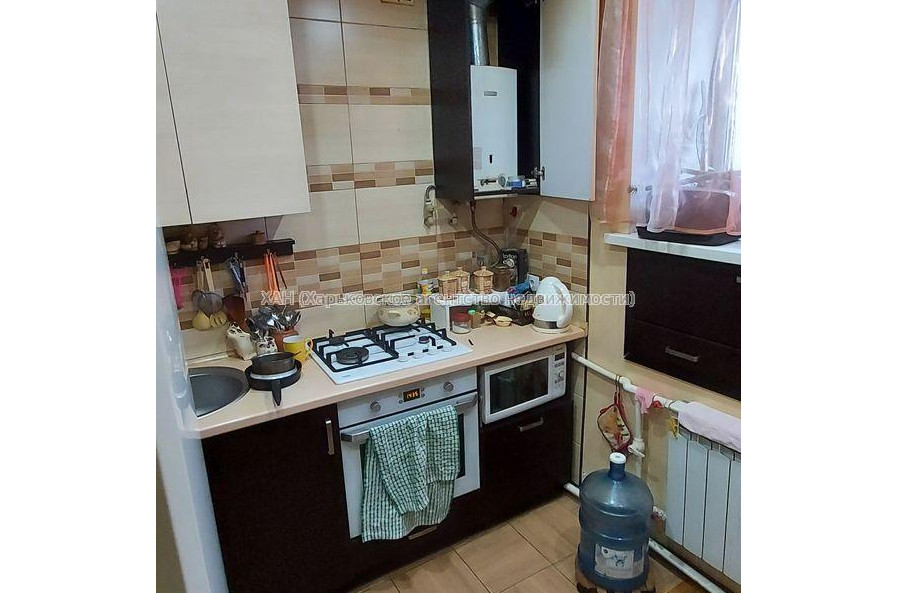 Продам квартиру, Колонная ул. , 3  ком., 54 м², капитальный ремонт 